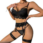 Completino Sexy Nero in Pizzo con Reggicalze Reggiseno e Perizoma Hot Lingerie