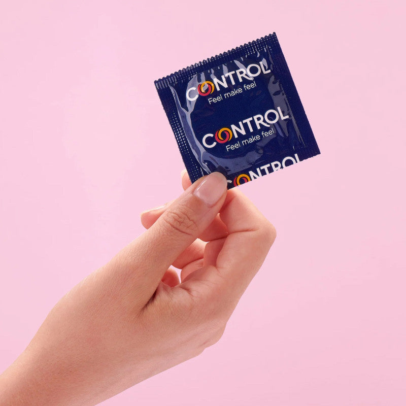 Preservativi Control Retard 3 Ritardanti Con Benzocaina per Rapporti Più Lunghi
